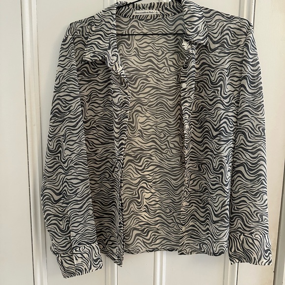 Abercrombie & Fitch zebra print see through button down blouse - Picture 1 of 3
